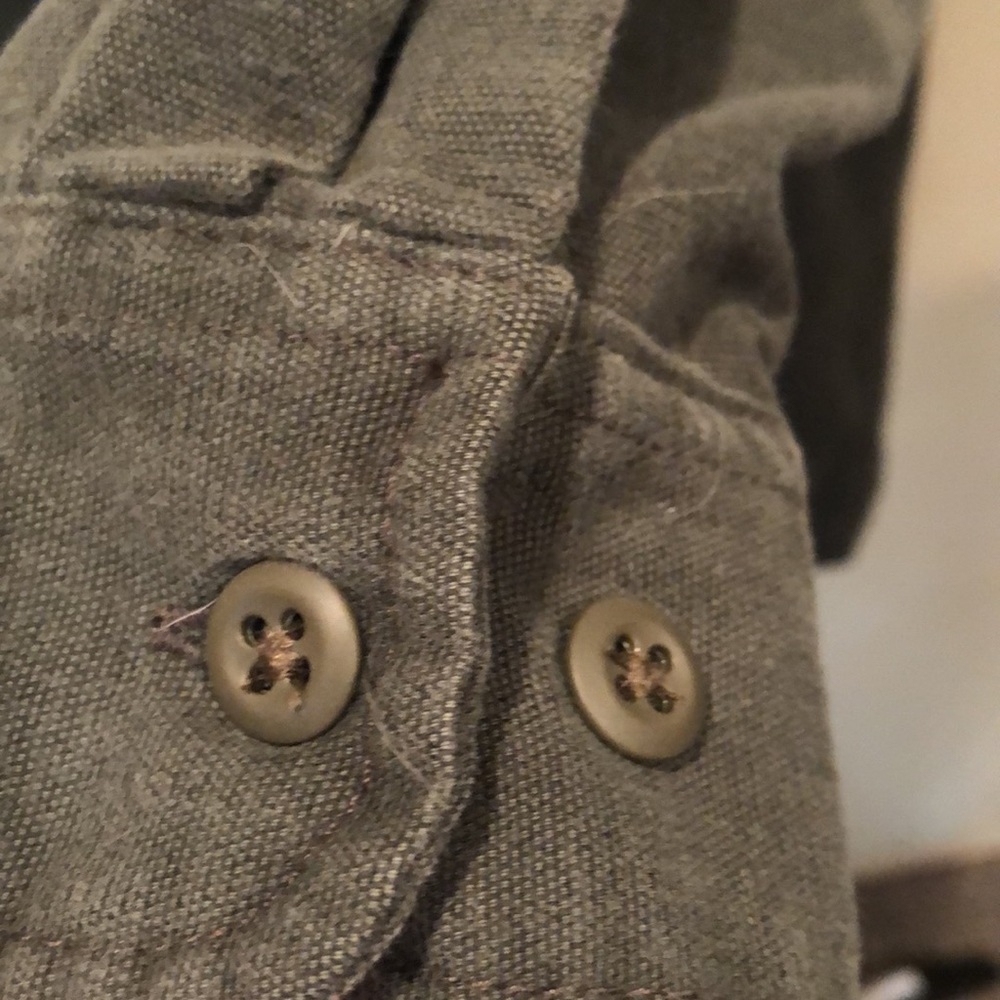 GAP Men’s army green winter weight 100% cotton shirt/shacket. Size XL - Picture 3 of 6